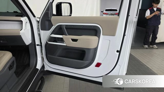 Land Rover Defender (L663) id 4195721 из Кореи 17