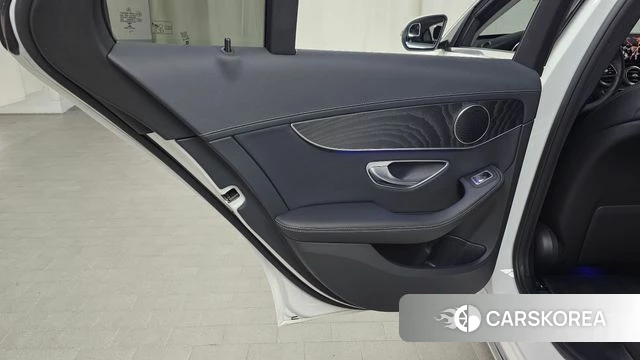 Mercedes-Benz C-Class W205 id 4562964 из Кореи 17