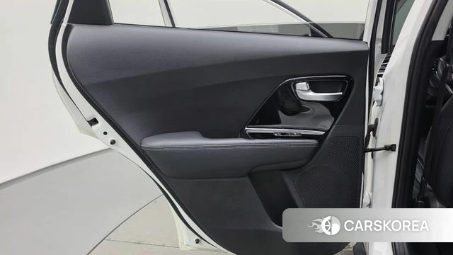 Kia The New Niro id 4754790 из Кореи 17