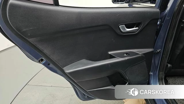 Kia Stonic id 4574414 из Кореи 17