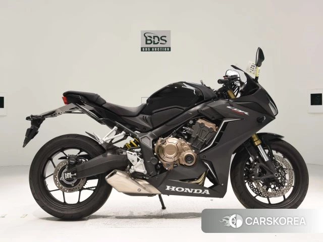 Проданный Honda CBR650R 2021 из Японии