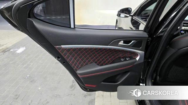 Genesis The New G70 id 4375641 из Кореи 17