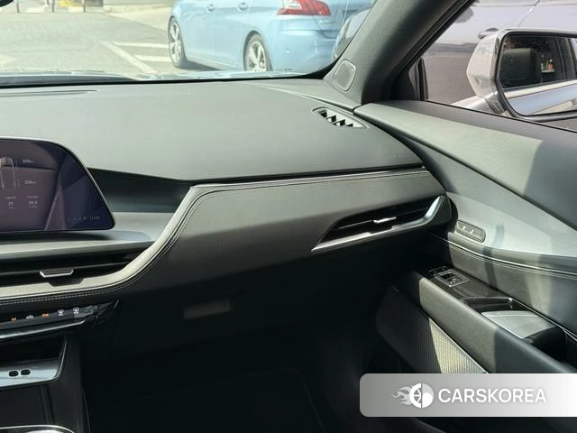 Cadillac GT4 id 3920805 из Китая 17