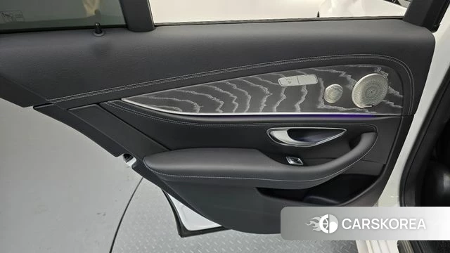 Mercedes-Benz E-Class W213 id 4354906 из Кореи 17
