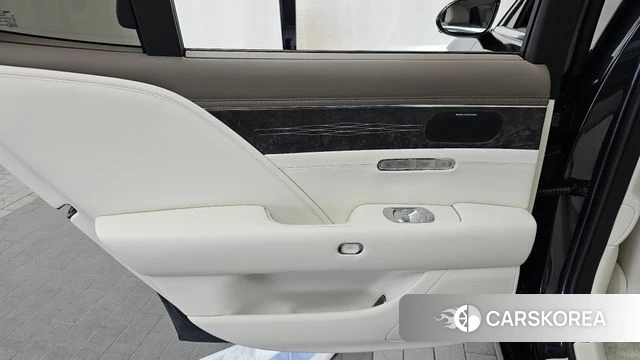 Genesis G90 (RS4) id 4540706 из Кореи 17