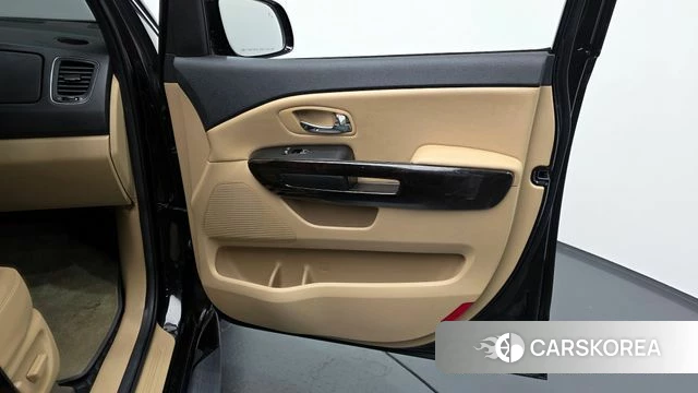 Kia The New Carnival id 4429873 из Кореи 17