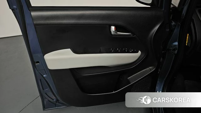 Kia The New Kia Ray EV id 4474495 из Кореи 17