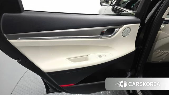 Hyundai The New Grandeur IG Hybrid id 4195539 из Кореи 17