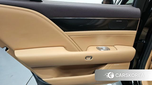 Genesis G90 (RS4) id 4401004 из Кореи 17