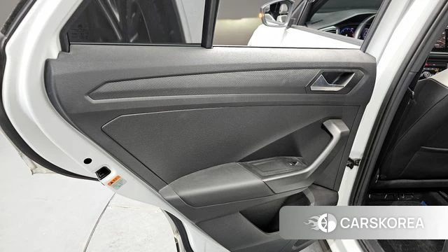 Volkswagen T-Roc id 4231187 из Кореи 17