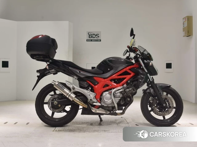 Проданный Suzuki GLADIUS 400 2014 из Японии