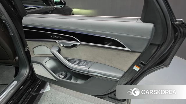 Audi A8 (D5) id 4293666 из Кореи 17