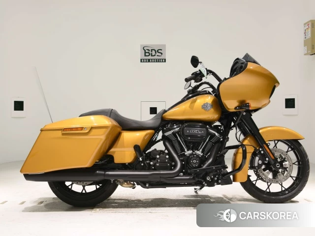 Проданный Harley-Davidson Road Glide FLTRXS1870 2023 из Японии