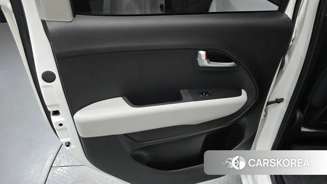 Kia The New Kia Ray EV id 4528264 из Кореи 17