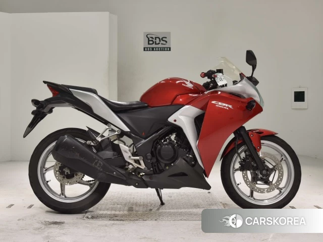 Проданный Honda CBR250R 2011 из Японии