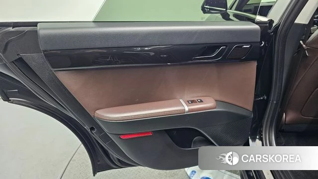 Hyundai Grandeur Hybrid (GN7) id 4223402 из Кореи 17