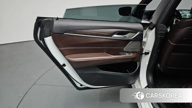 BMW 6 Series GT (G32) id 4350733 из Кореи 17