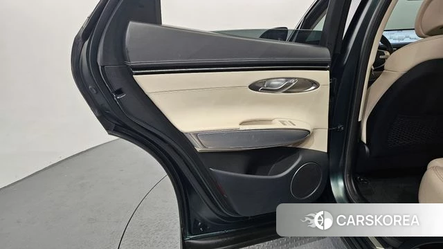 Genesis GV70 id 4231846 из Кореи 17