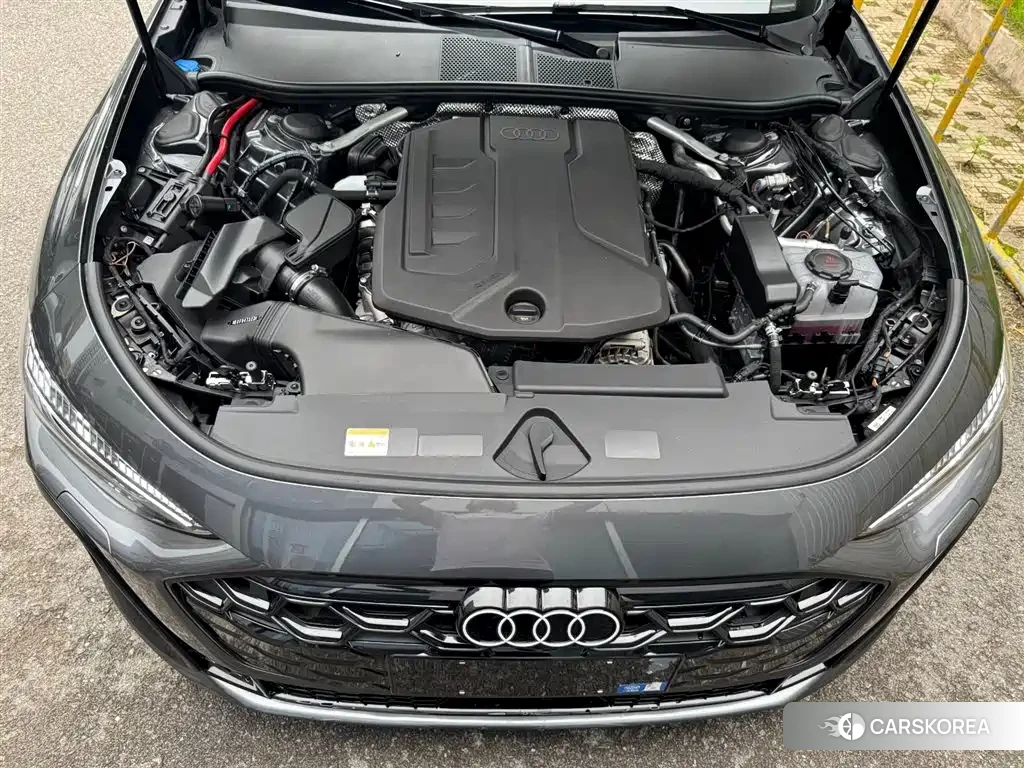 Audi A5L id 4559821 из Китая 17