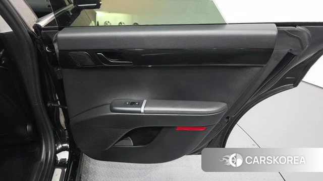 Hyundai Grandeur Hybrid (GN7) id 4349642 из Кореи 17