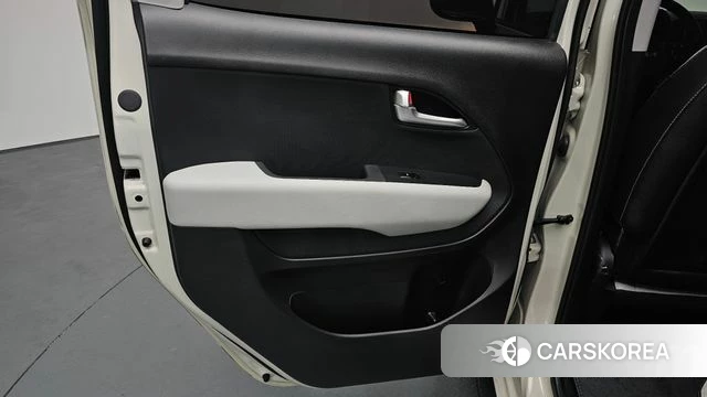 Kia The New Kia Ray EV id 4223007 из Кореи 17