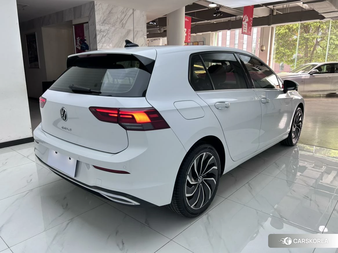 Volkswagen Golf id 4512834 из Китая 17