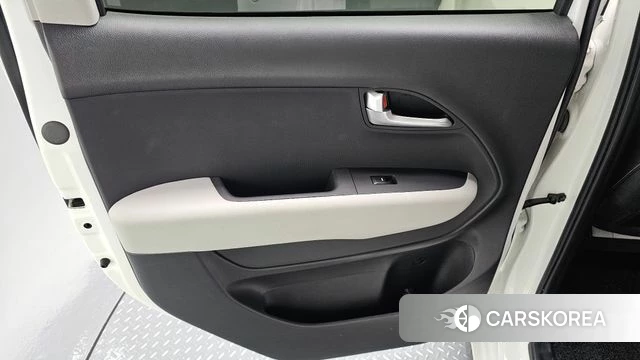 Kia The New Kia Ray id 4711432 из Кореи 17