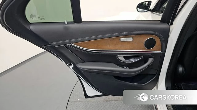 Mercedes-Benz E-Class W213 id 4430025 из Кореи 17