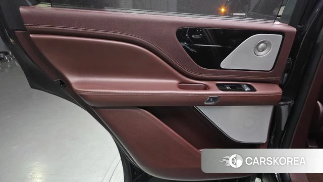 Lincoln Aviator 2nd generation id 4505981 из Кореи 17