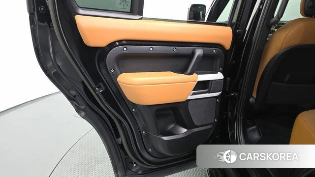 Land Rover Defender (L663) id 4696366 из Кореи 17