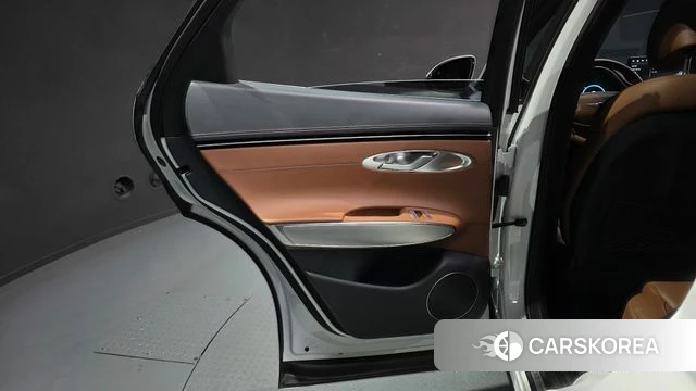 Genesis GV70 id 4422921 из Кореи 17