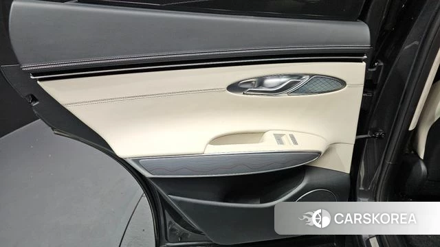 Genesis GV70 id 4186934 из Кореи 17