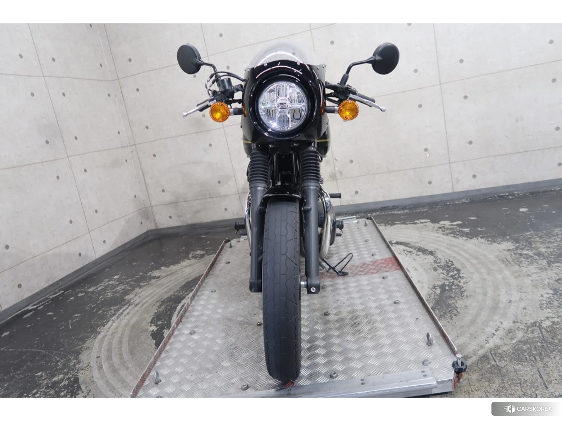 Kawasaki W800 CAFE id 3950406 из Японии 17