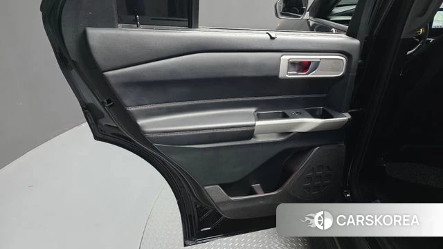 Ford Explorer 6th Generation id 4250432 из Кореи 17