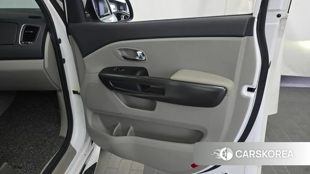 Kia The New Carnival id 4737429 из Кореи 17