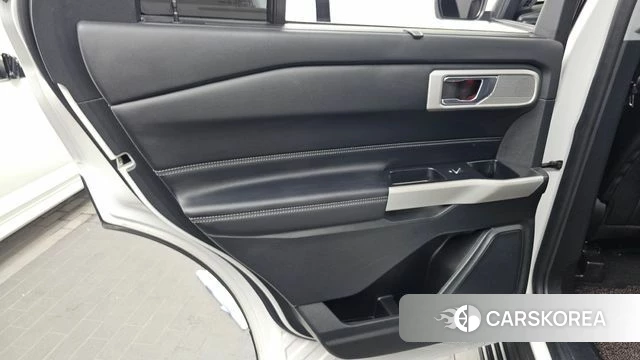 Ford Explorer 6th Generation id 4519111 из Кореи 17