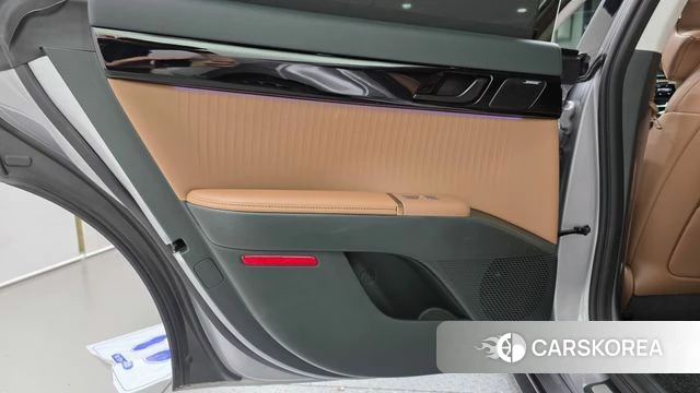 Hyundai Grandeur Hybrid (GN7) id 4720369 из Кореи 17