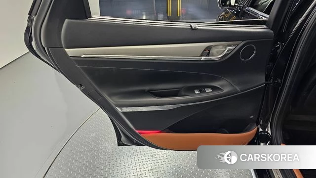 Hyundai The New Grandeur IG Hybrid id 4936983 из Кореи 17