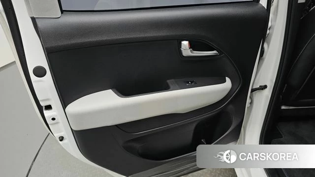 Kia The New Kia Ray id 4612717 из Кореи 17