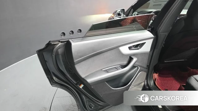 Audi Q8 (4M) id 4608018 из Кореи 17