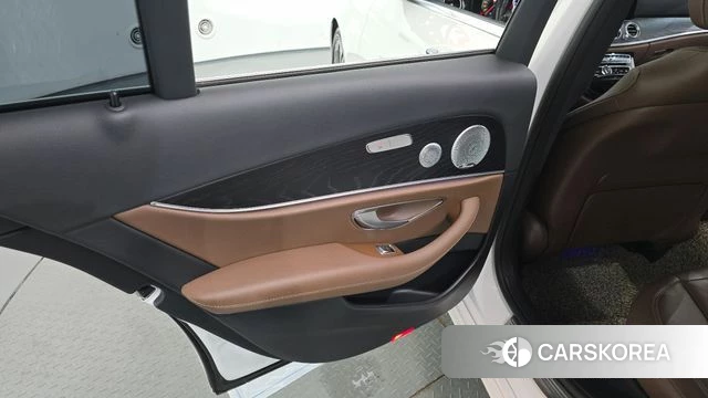 Mercedes-Benz E-Class W213 id 4402815 из Кореи 17