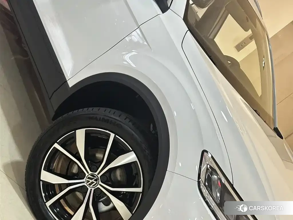 Volkswagen T-ROC exploring Songs id 4553922 из Китая 17