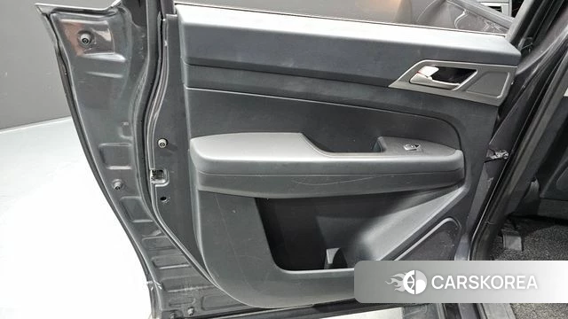 Ssangyong Rexton Sports id 4755340 из Кореи 17