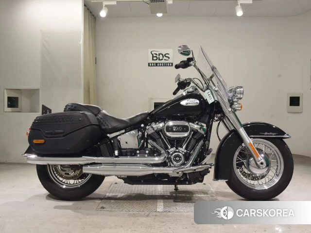 Проданный Harley-Davidson Softail Heritage Classic FLHCS1870 2023 из Японии