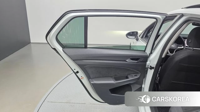 Volkswagen Golf 8th Generation id 4762651 из Кореи 17