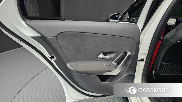 Mercedes-Benz A-Class W177 id 4872511 из Кореи 17