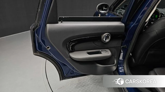 Mini Cooper Clubman id 4587413 из Кореи 17
