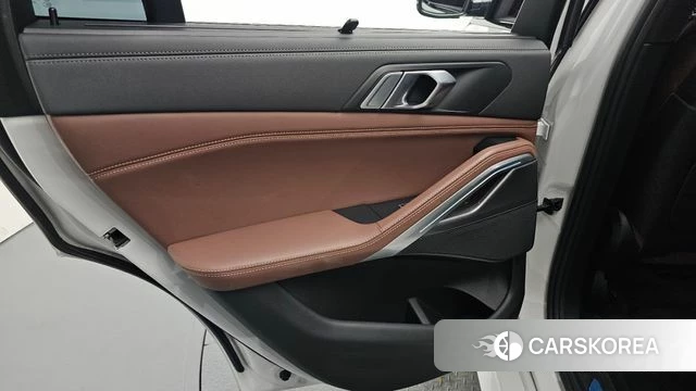 BMW X6 (G06) id 4572590 из Кореи 17