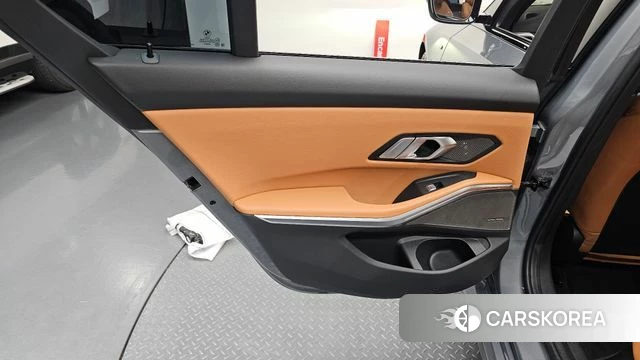 BMW 3 Series (G20) id 4589706 из Кореи 17
