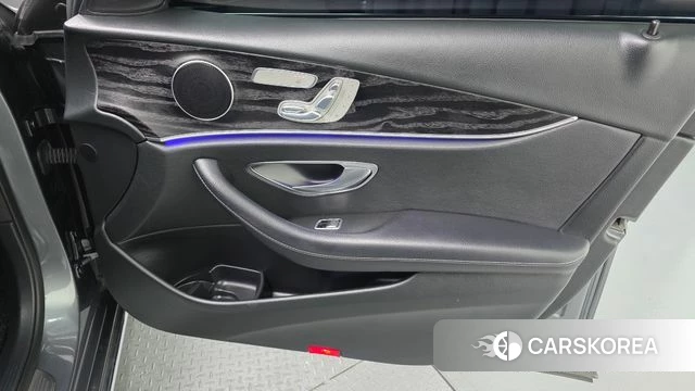 Mercedes-Benz E-Class W213 id 4326081 из Кореи 17